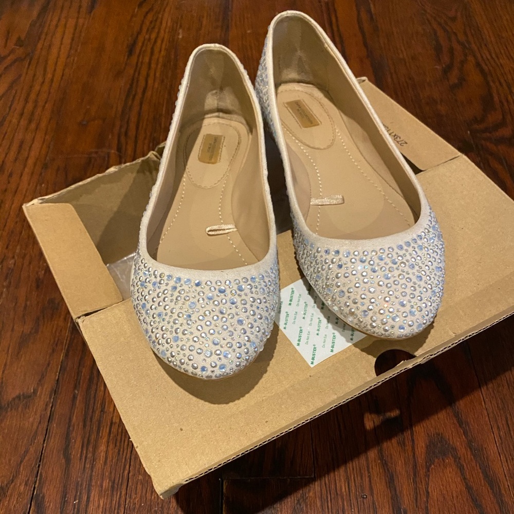 Zara Flats